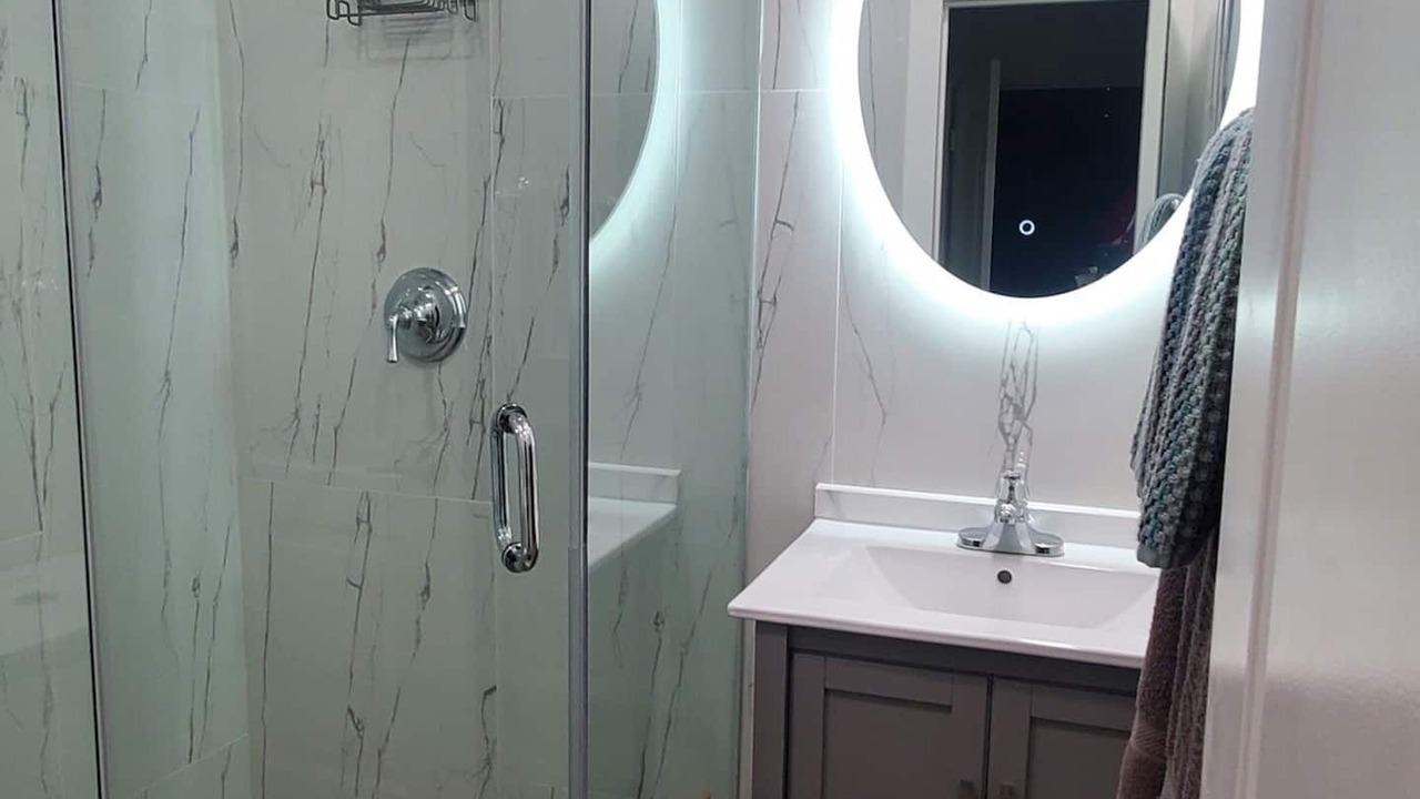 Photo of Bathroom in Harbour Inlet