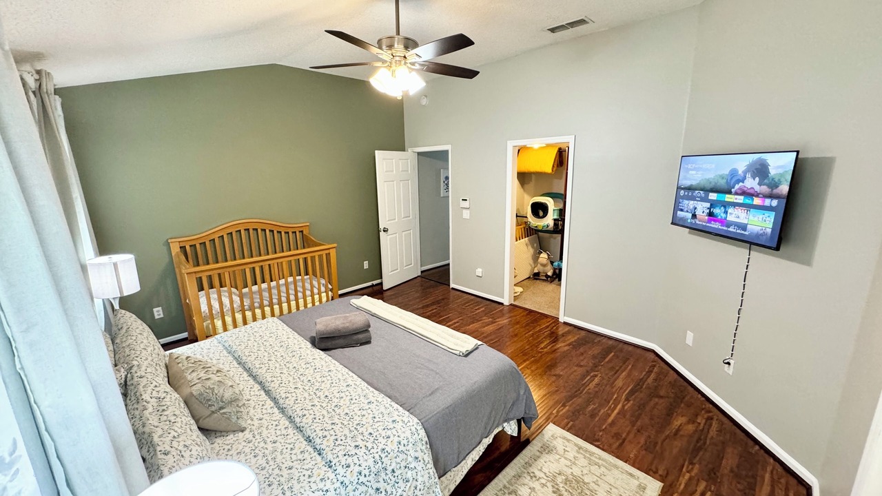 Photo of Bedroom in Westside