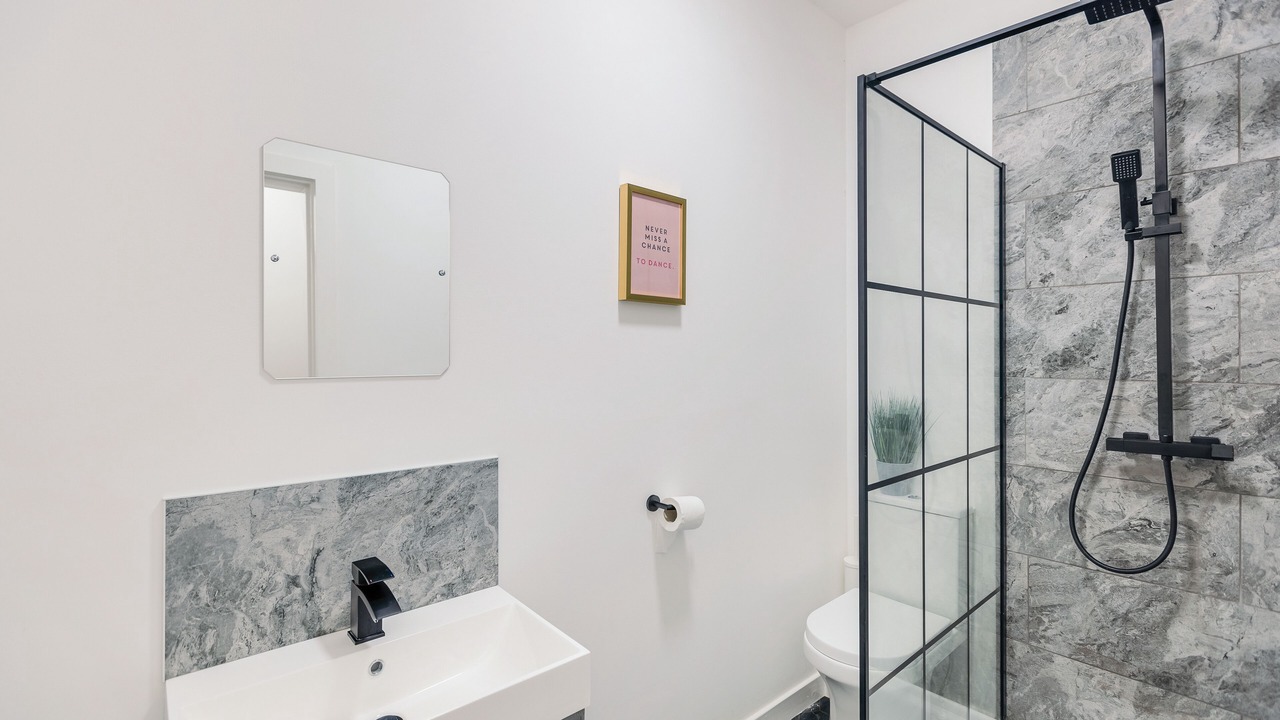 Photo of Others in North Shore