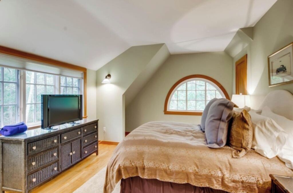 Photo of Others in Vineyard Haven