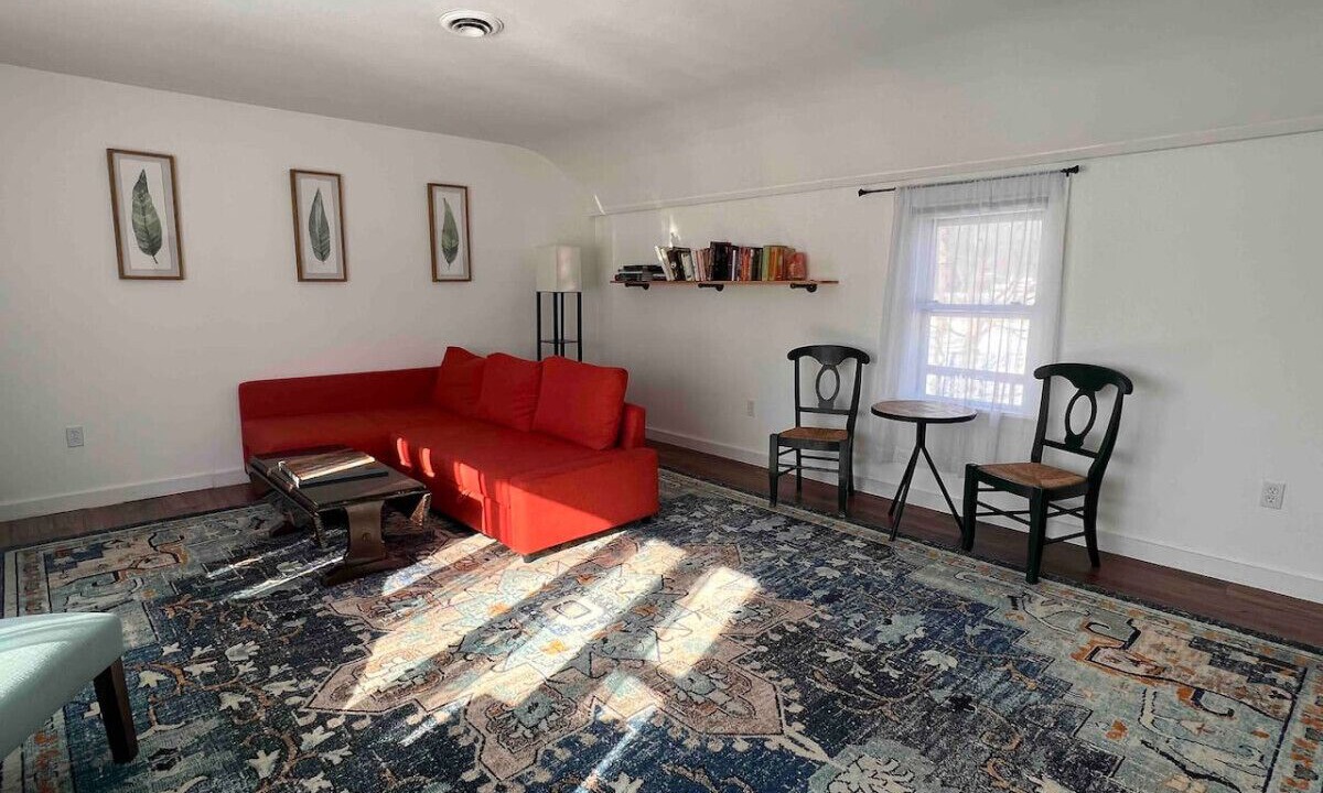 Photo of Livingroom in Lanesborough