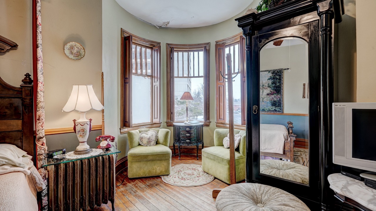 Photo of Bedroom in Midtown