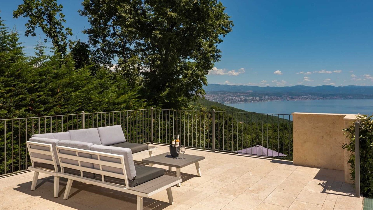 Photo of Patio Balcony in Poljane