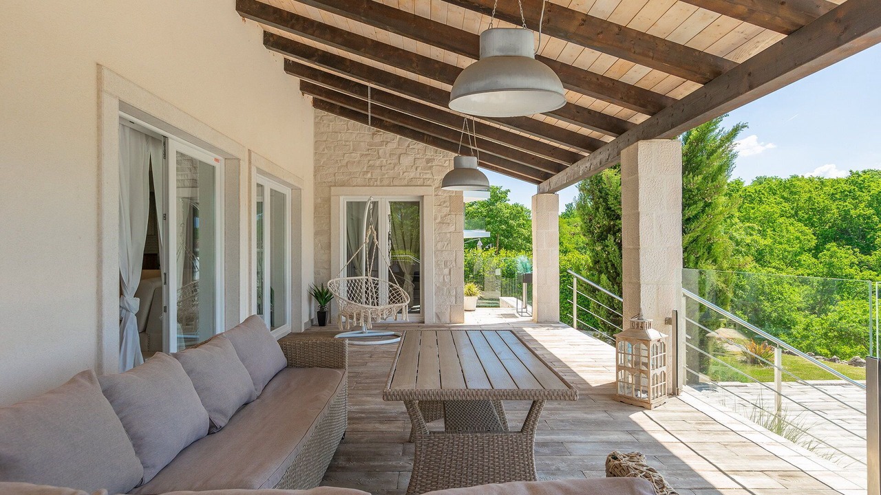 Photo of Patio Balcony in Jadruhi