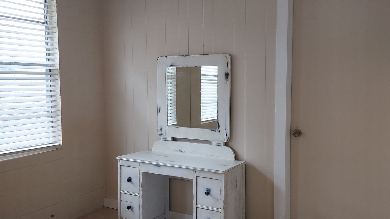Photo of Bedroom in Silver Creek Village
