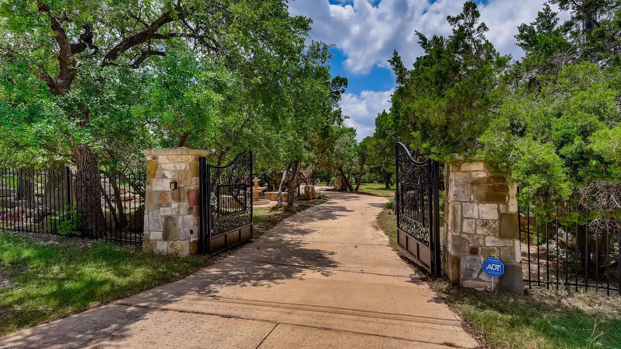 Photo of Others in Austin