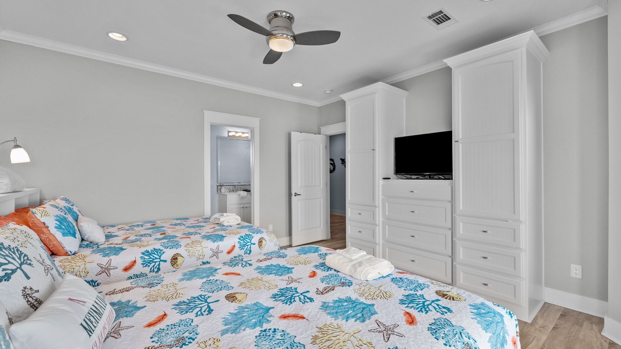 Photo of Bedroom in Crystal Beach