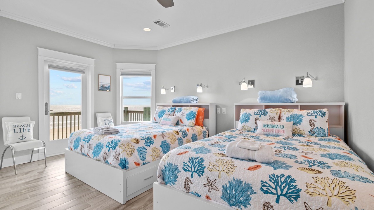 Photo of Bedroom in Crystal Beach