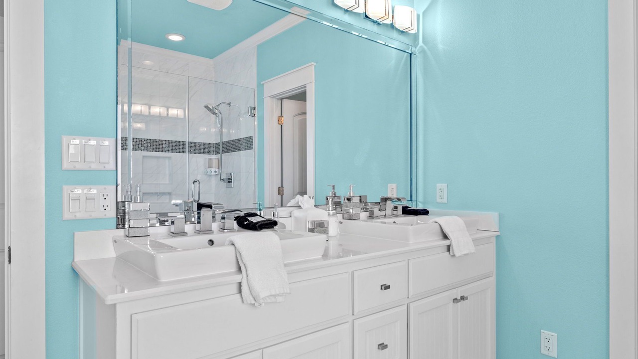 Photo of Bathroom in Crystal Beach
