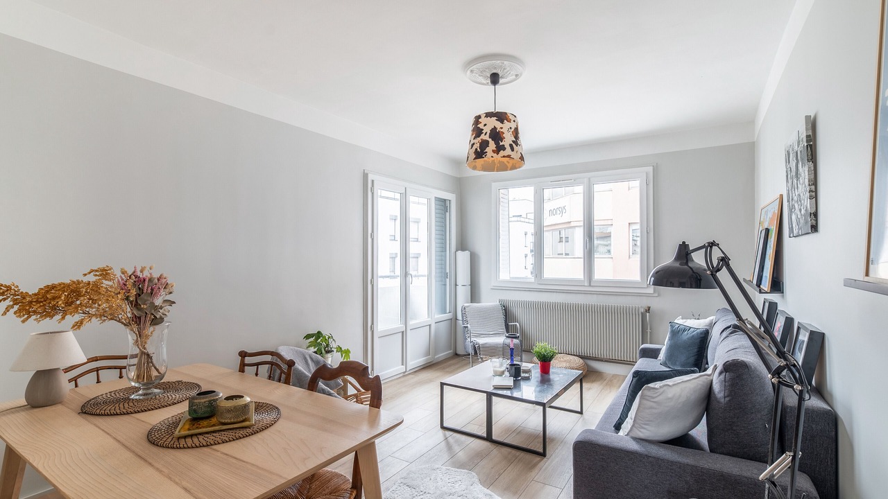 Photo of Livingroom in Part Dieu - Bir Hakeim