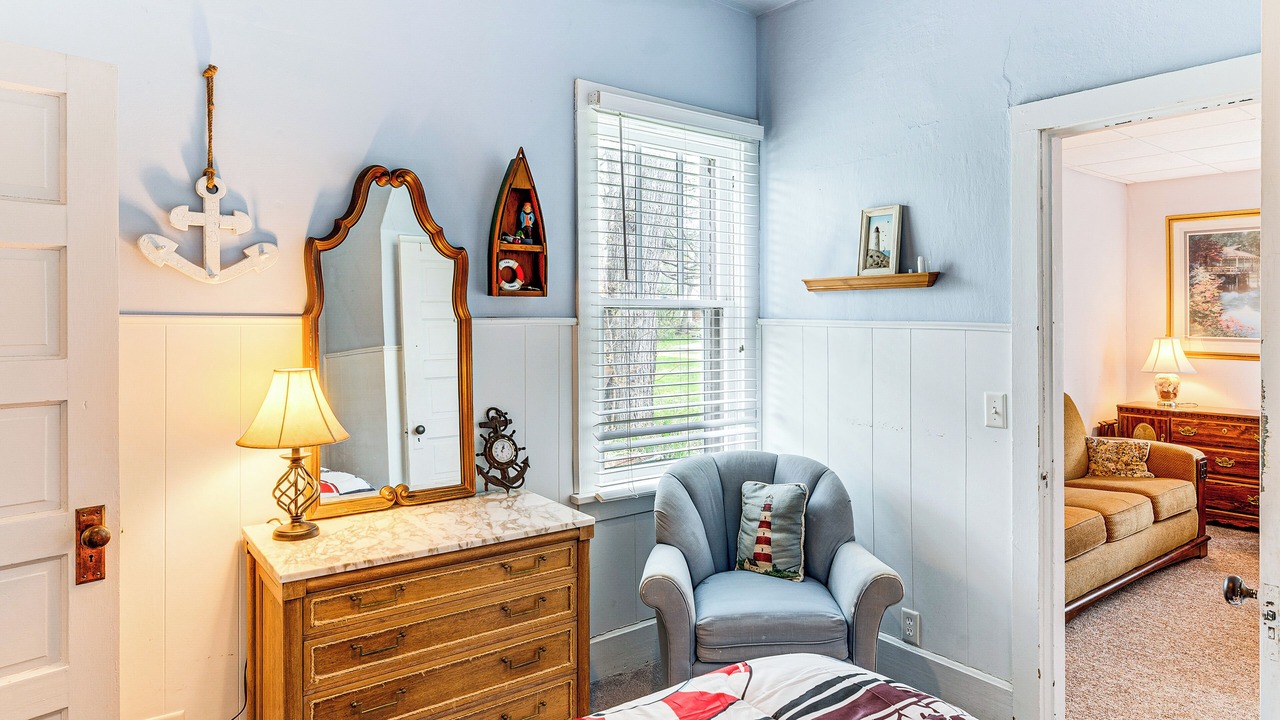 Photo of Bedroom in Twin Lakes