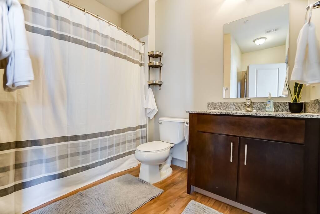 Photo of Bathroom in Uptown District