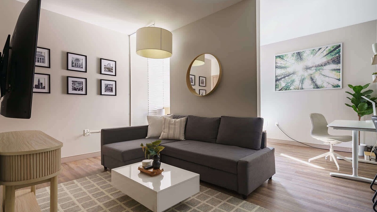 Photo of Livingroom in Uptown District