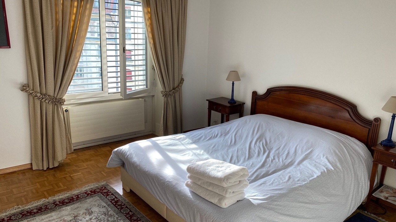 Photo of Bedroom in Les Eaux-Vives