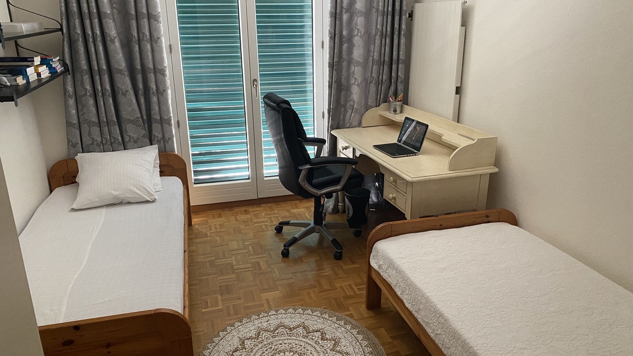 Photo of Bedroom in Les Eaux-Vives