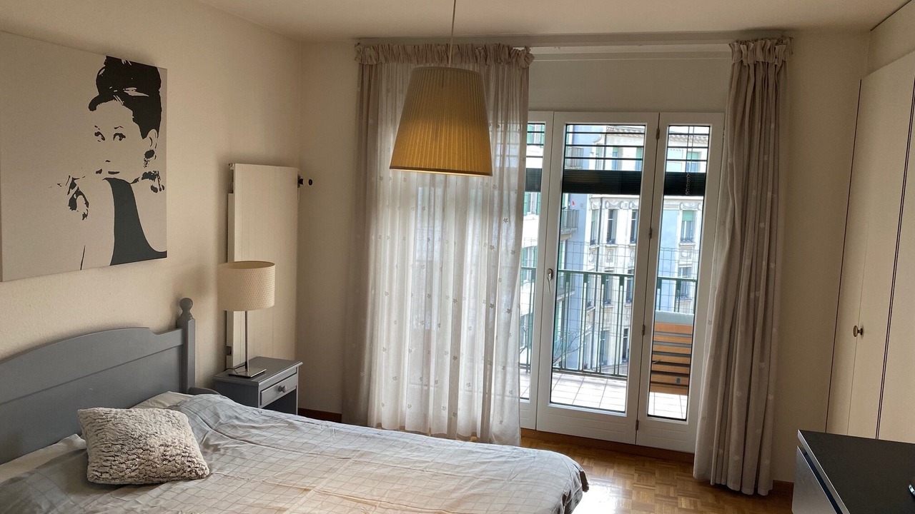Photo of Bedroom in Les Eaux-Vives