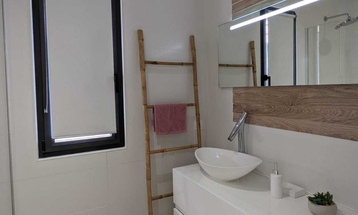 Photo of Bathroom in Saint-Siffret