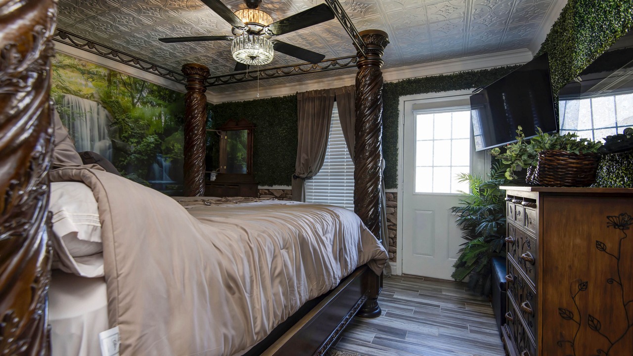 Photo of Bedroom in Nixa