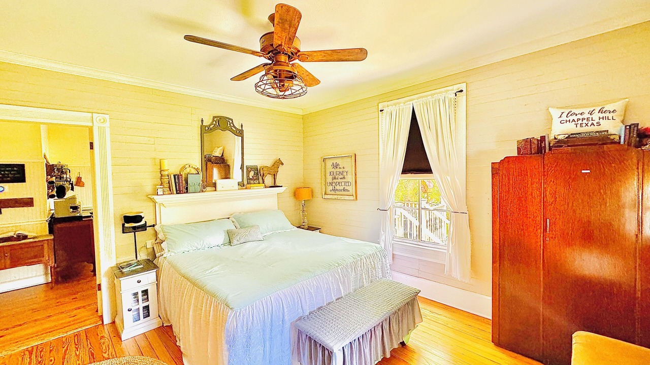Photo of Livingroom in Chappell Hill