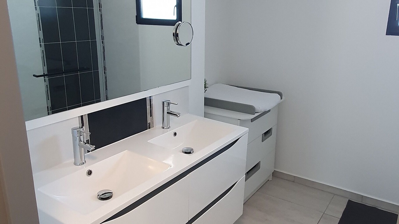 Photo of Bathroom in Saint-Julien-de-Peyrolas
