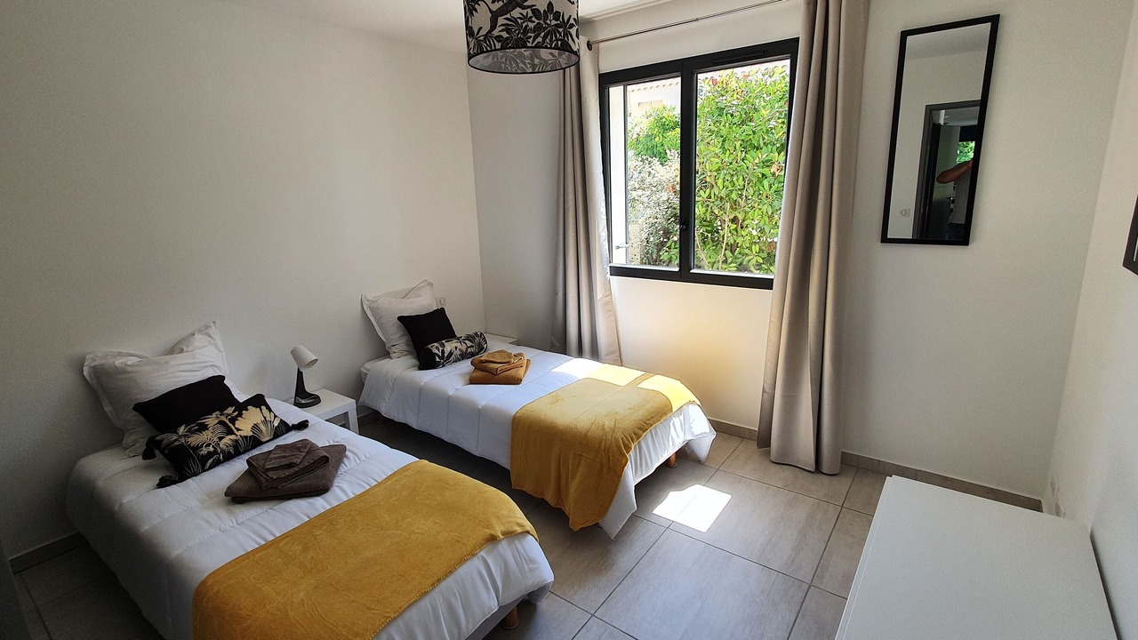 Photo of Bedroom in Saint-Julien-de-Peyrolas