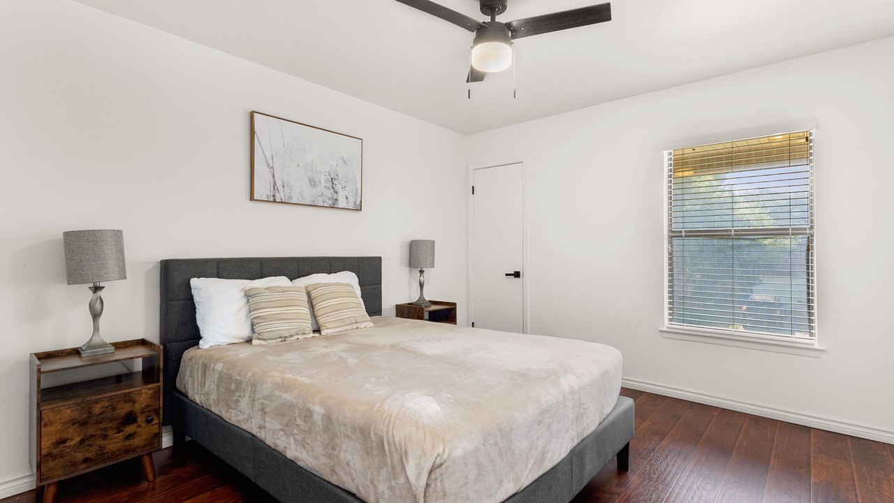 Photo of Bedroom in North San Antonio - SAT