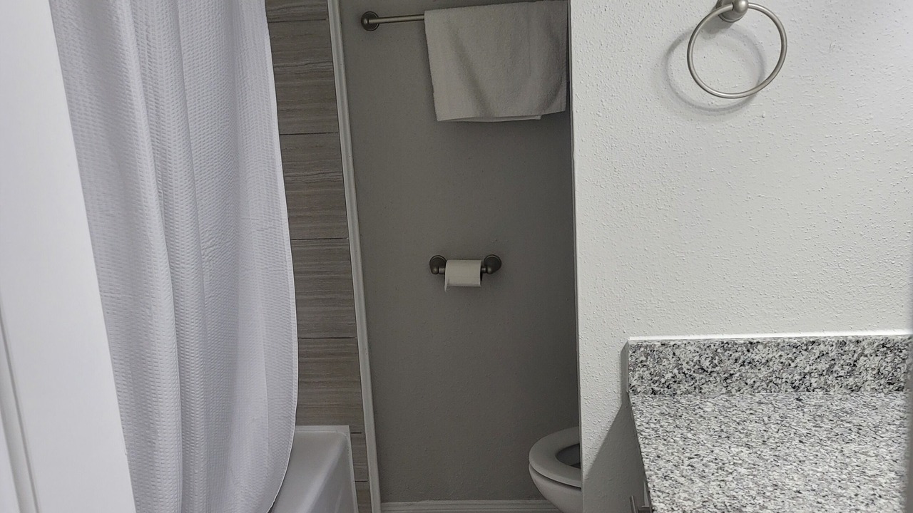 Photo of Bathroom in Spring Branch West