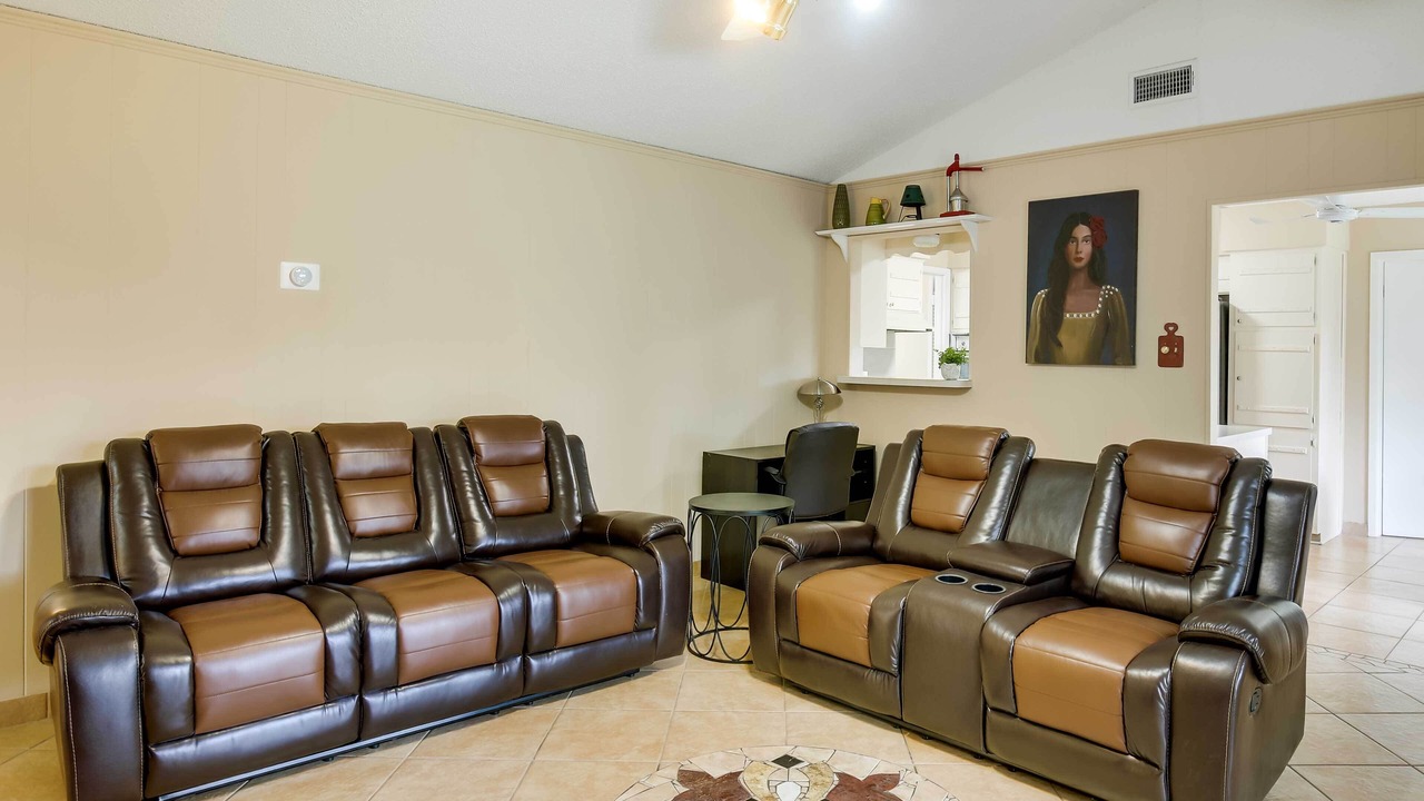 Photo of Bedroom in Leon Valley