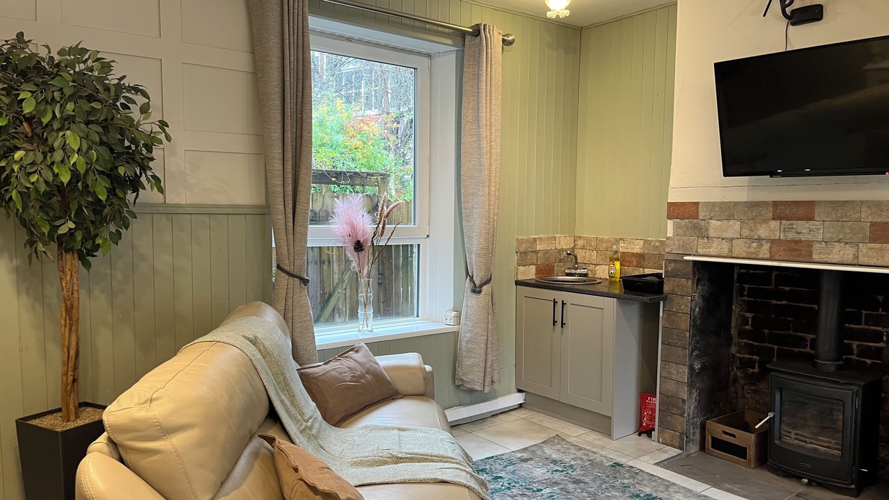 Photo of Livingroom in Wadsworth