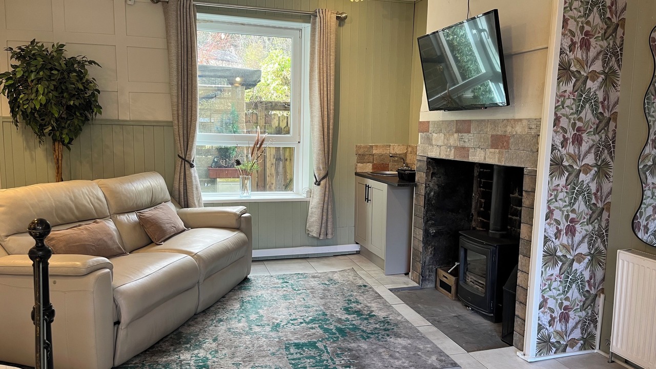 Photo of Livingroom in Wadsworth