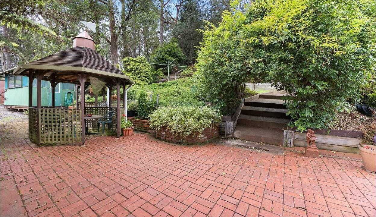 Photo of Patio Balcony in East Warburton