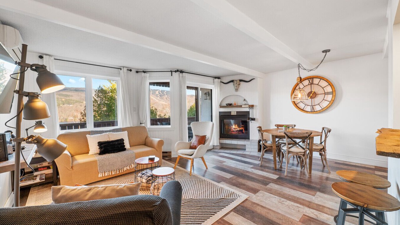 Photo of Livingroom in Mont-Tremblant