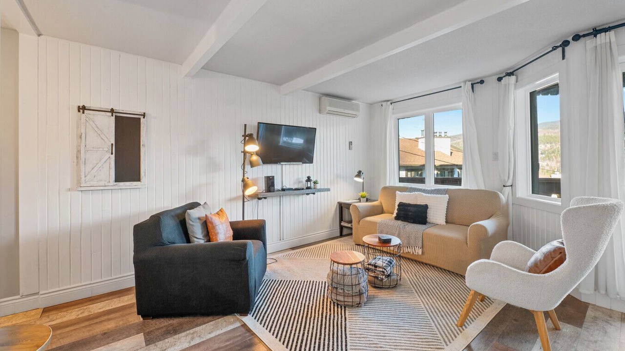 Photo of Livingroom in Mont-Tremblant