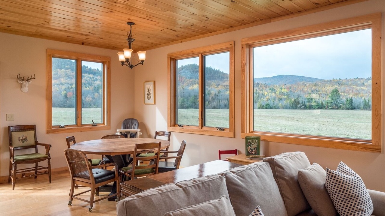 Photo of Livingroom in Bethel