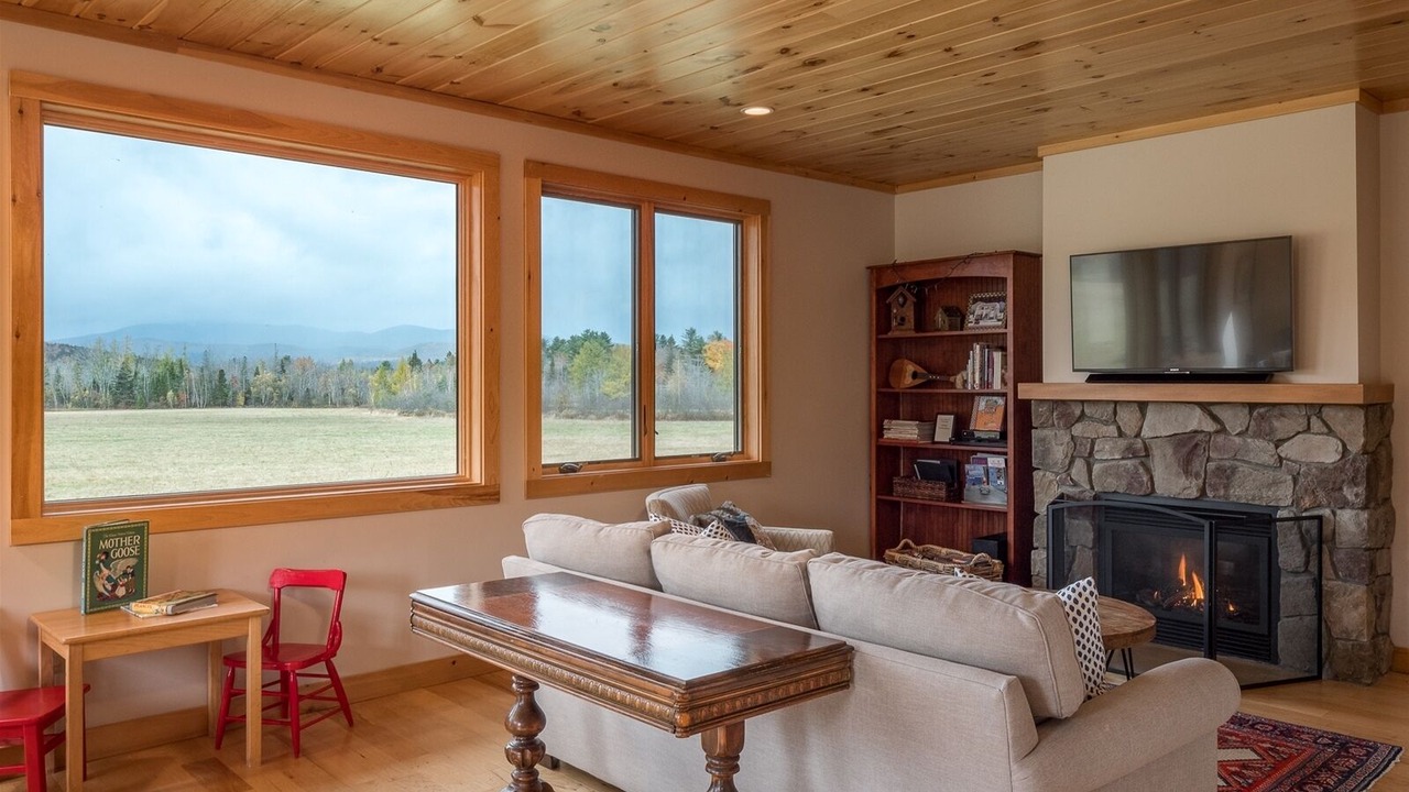 Photo of Livingroom in Bethel