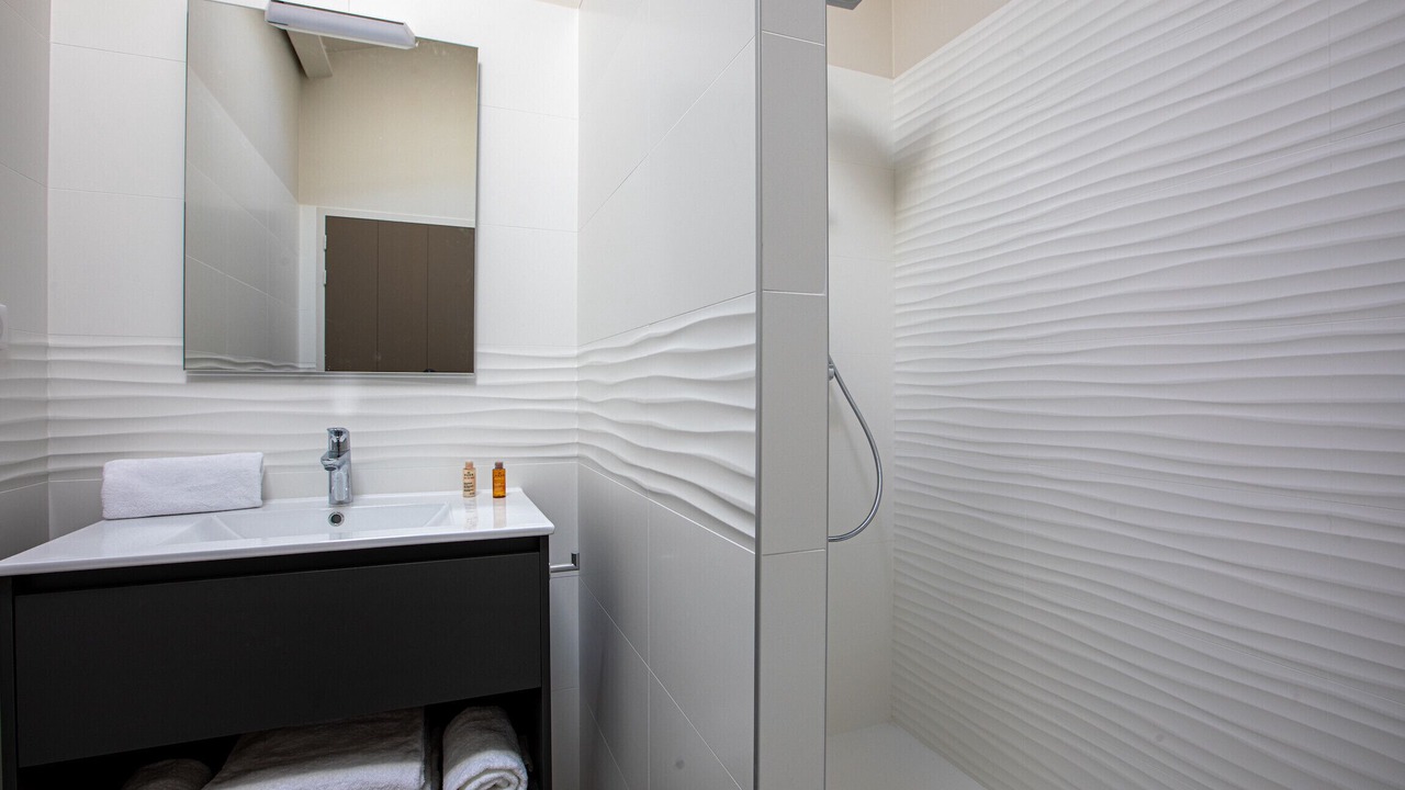 Photo of Bathroom in Le Bois-Plage-en-Re