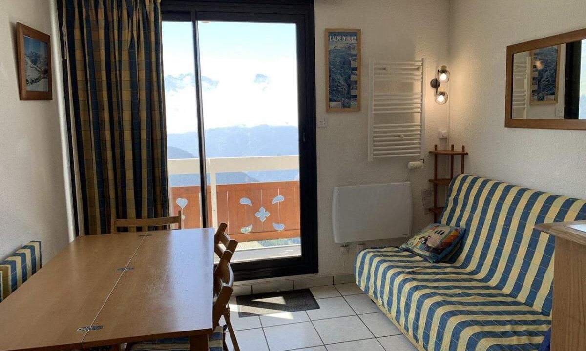 Photo of Livingroom in Eclose-Est