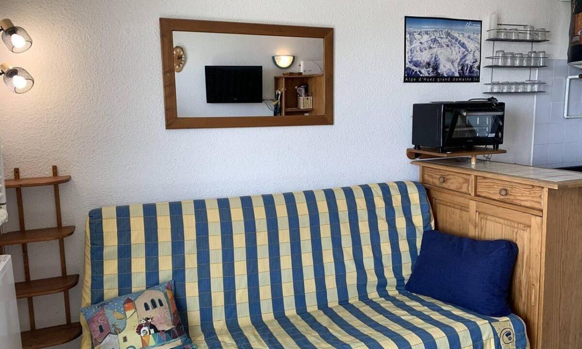 Photo of Livingroom in Eclose-Est