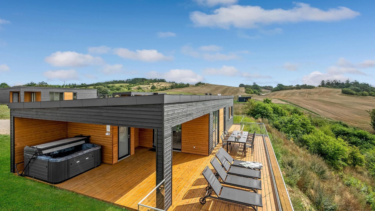 Photo of Others in Hjarbæk