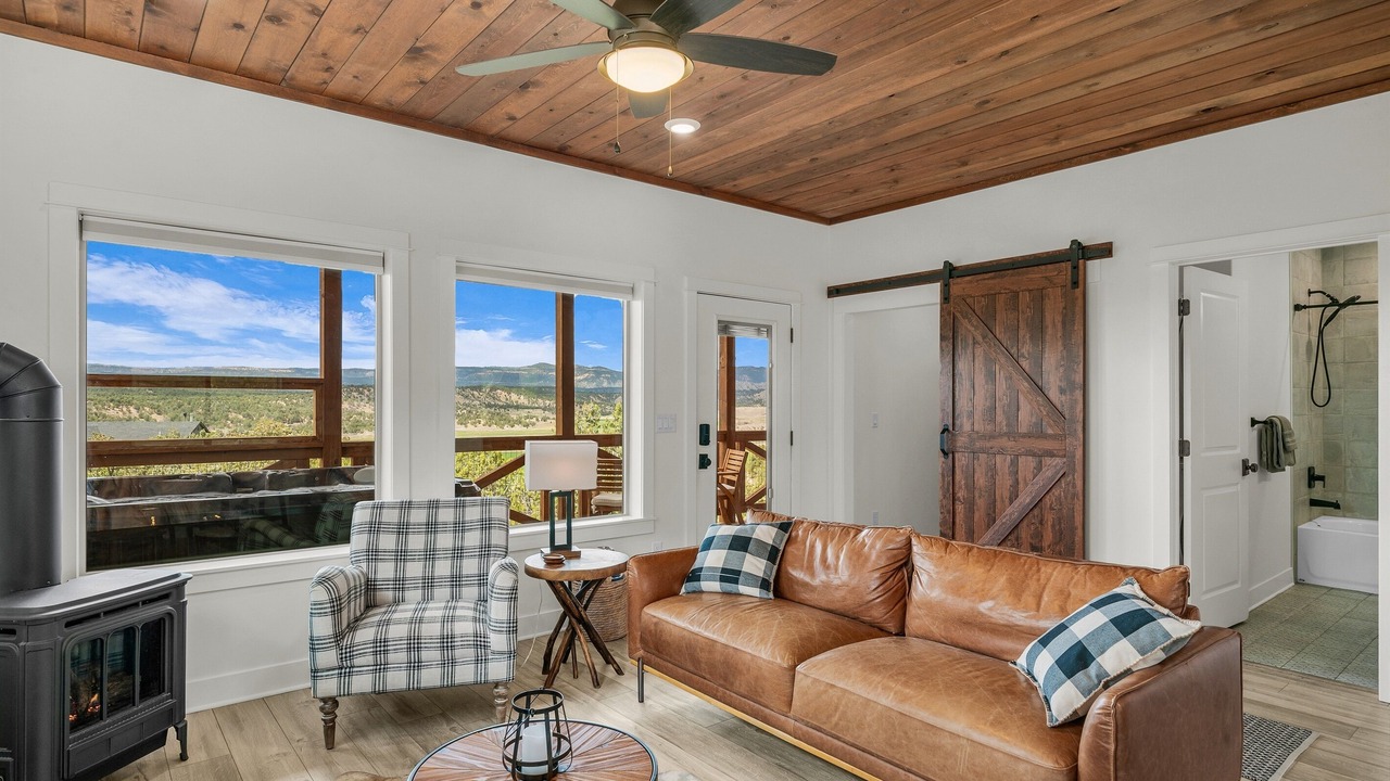 Photo of Livingroom in Orderville