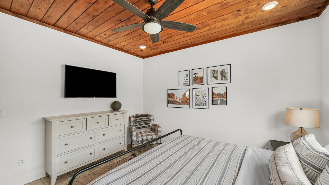 Photo of Bedroom in Orderville