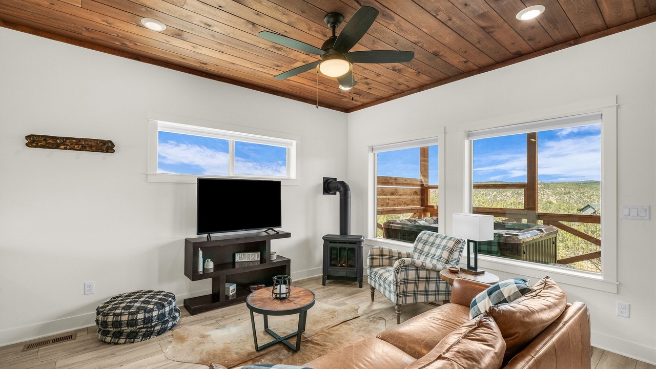 Photo of Livingroom in Orderville