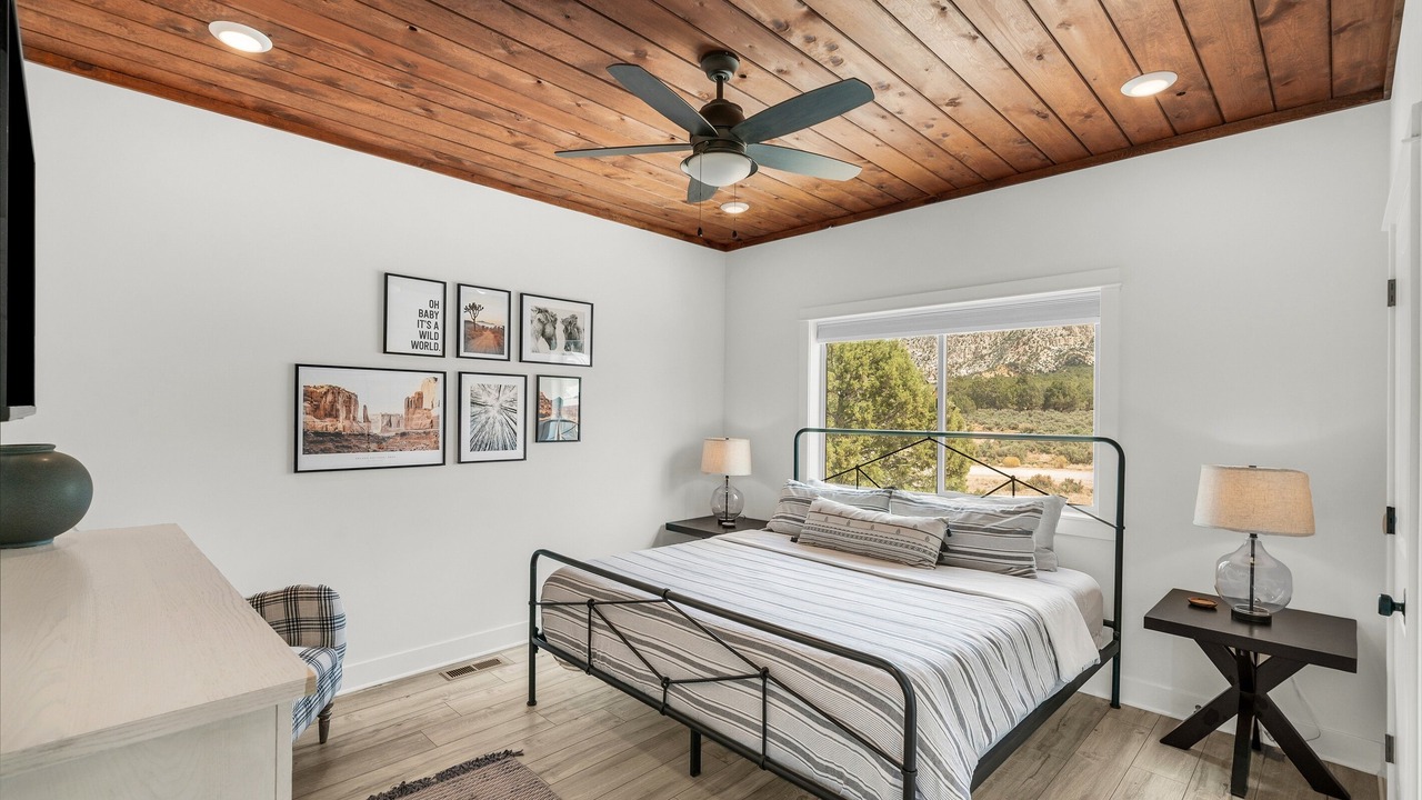 Photo of Bedroom in Orderville