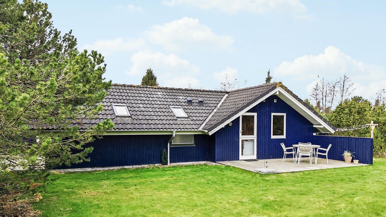 Photo of Others in Bøtø By