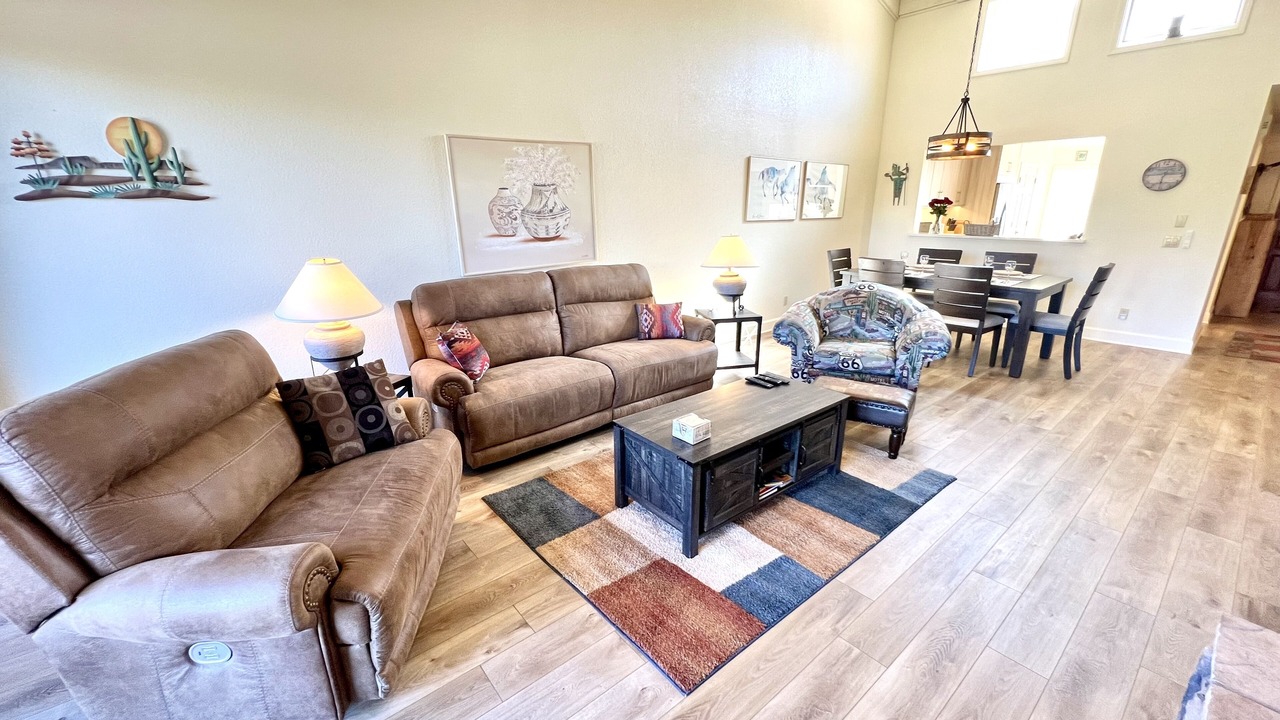 Photo of Livingroom in Oak Creek
