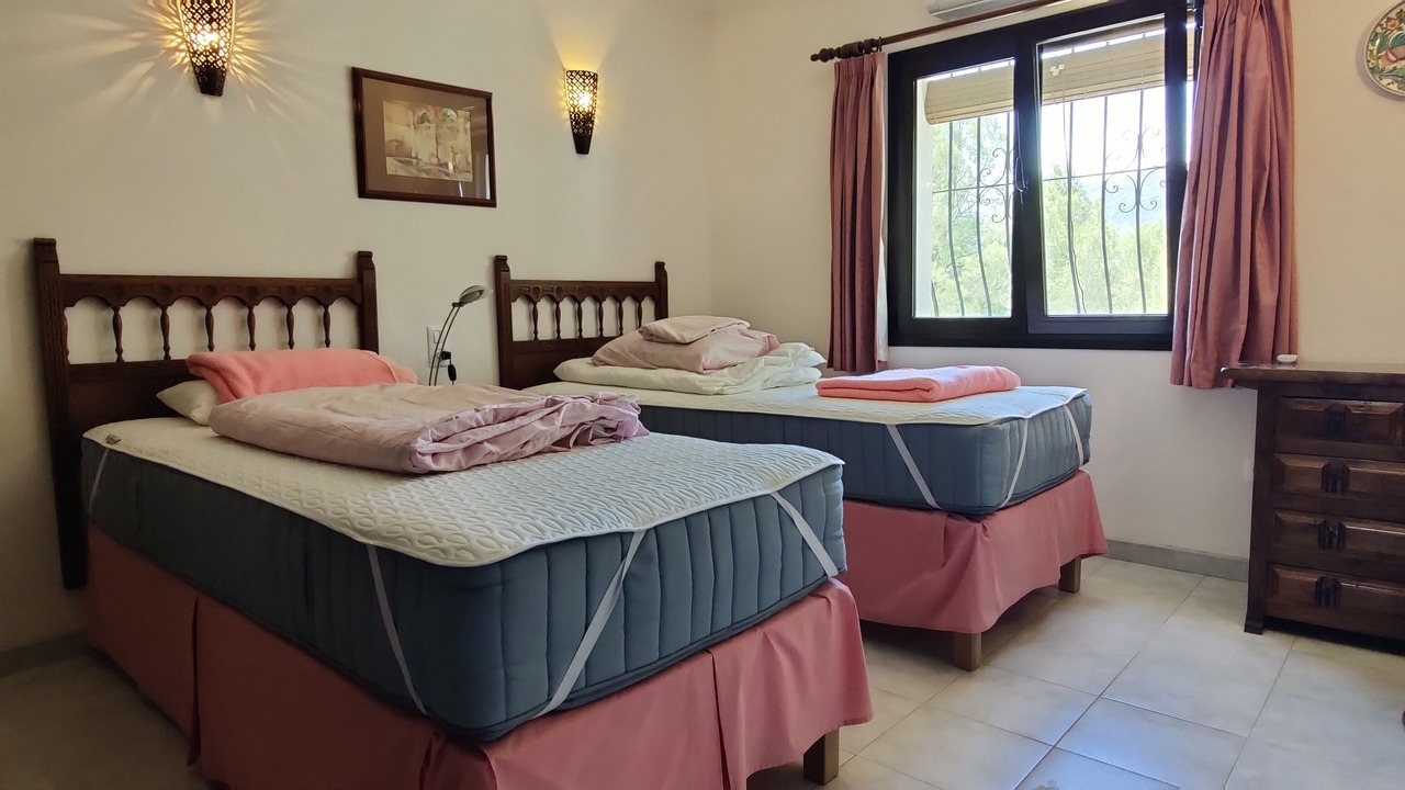 Photo of Bedroom in Alcalali