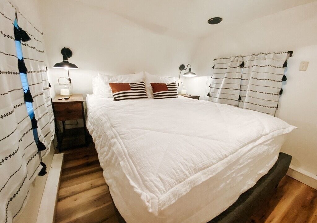 Photo of Bedroom in Graford