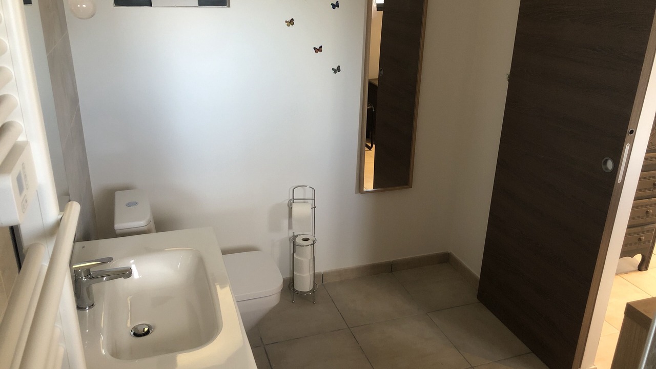 Photo of Bathroom in Serralongue