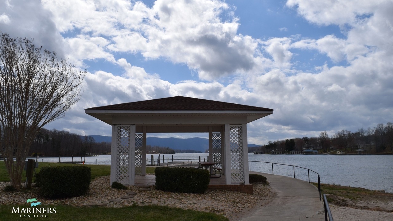 Photo of Outdoor in Huddleston