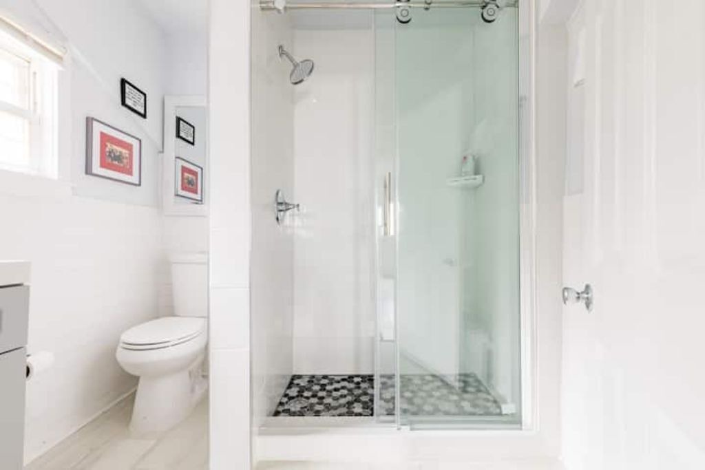 Photo of Bathroom in Glen Raven